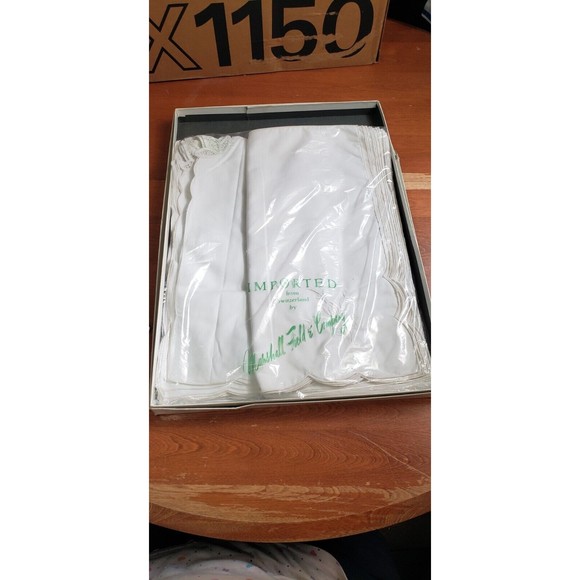 Vintage Linen Embroidered & Bobbin Lace  Dinner Napkins New Old Stock 2 designs - Picture 9 of 12